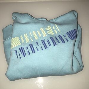 YOUTH SMALL UNDER ARMOUR SWEATSHIRT